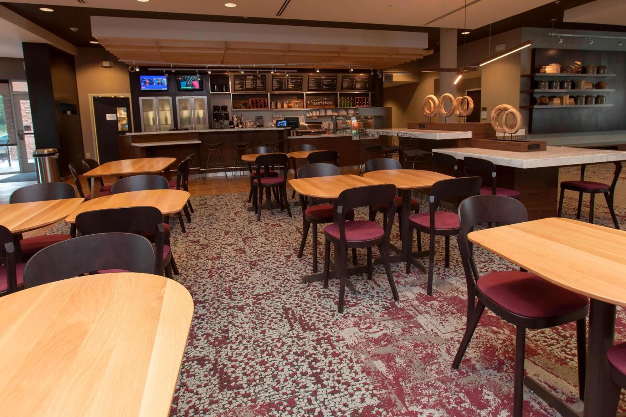 Courtyard By Marriott Houston City Place Spring Ngoại thất bức ảnh