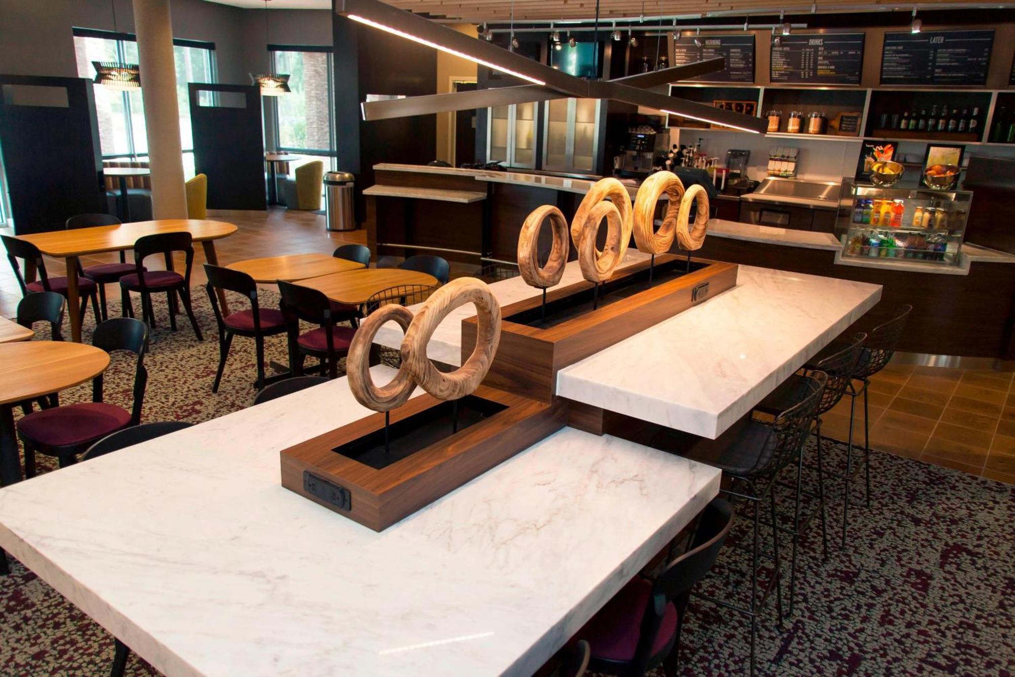 Courtyard By Marriott Houston City Place Spring Ngoại thất bức ảnh