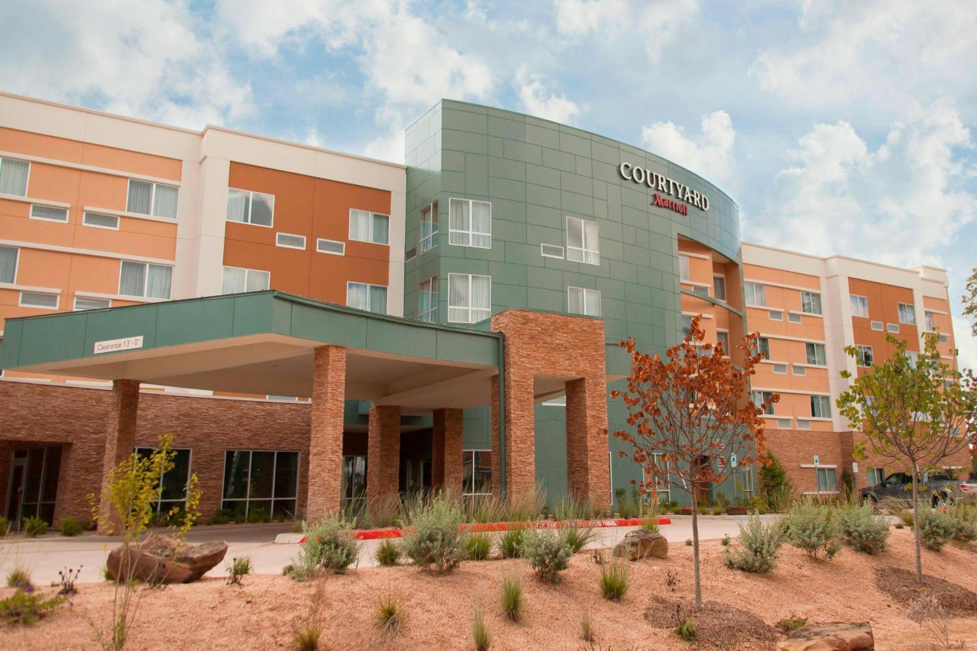 Courtyard By Marriott Houston City Place Spring Ngoại thất bức ảnh